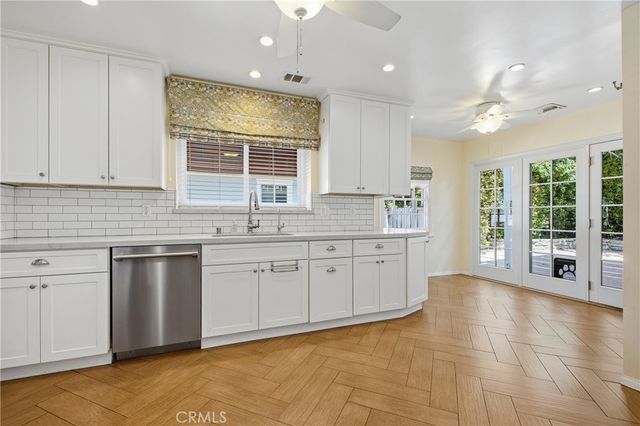 541 E Woodbury, Altadena, CA 91001