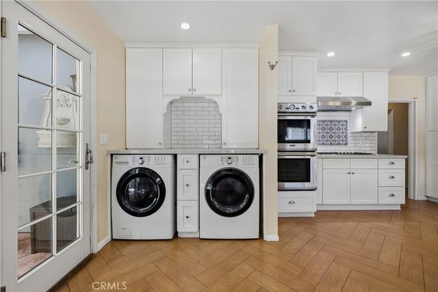 541 E Woodbury, Altadena, CA 91001