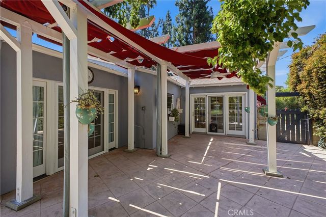 541 E Woodbury, Altadena, CA 91001