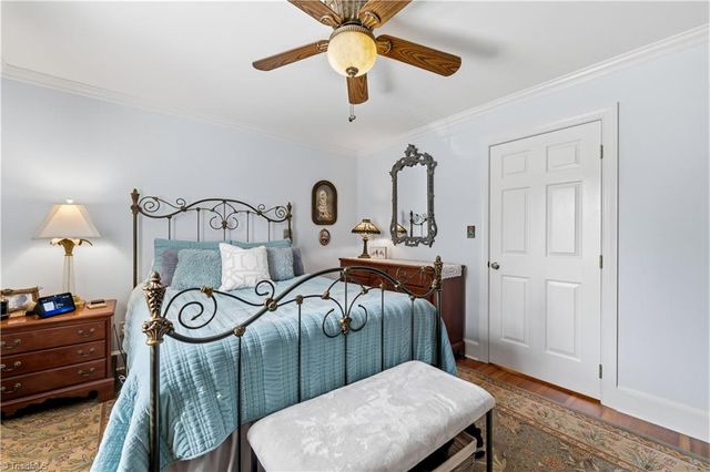 808 Springhouse Court, Kernersville, NC 27284