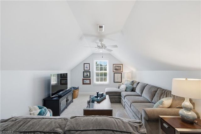 808 Springhouse Court, Kernersville, NC 27284