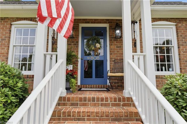 808 Springhouse Court, Kernersville, NC 27284