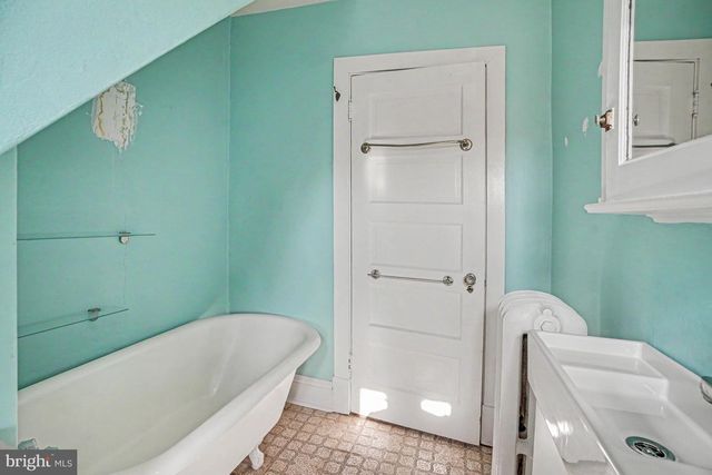 7435 GERMANTOWN AVE, Philadelphia, PA 19119