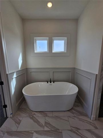 23920 W 112th Terrace, Olathe, KS 66061