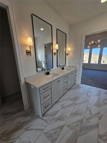 23920 W 112th Terrace, Olathe, KS 66061