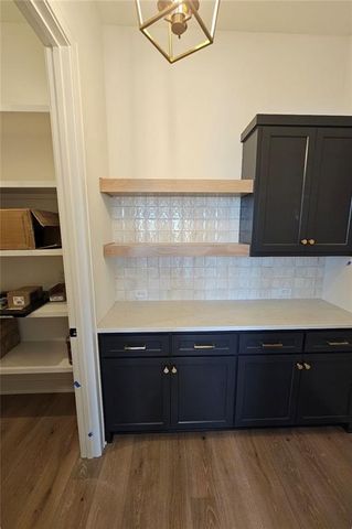 23920 W 112th Terrace, Olathe, KS 66061