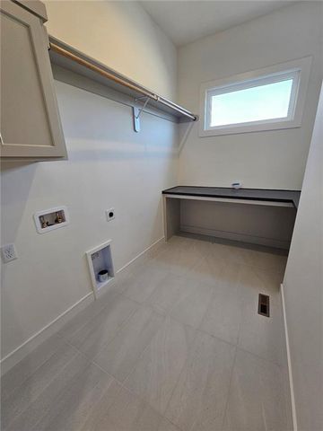 23920 W 112th Terrace, Olathe, KS 66061