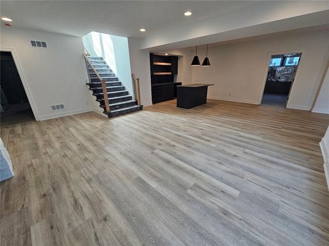 23920 W 112th Terrace, Olathe, KS 66061