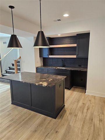 23920 W 112th Terrace, Olathe, KS 66061