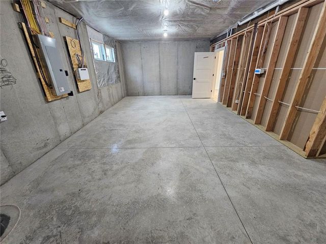 23920 W 112th Terrace, Olathe, KS 66061