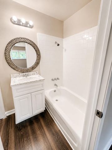 1756 W Main Street 7, Houston, TX 77098