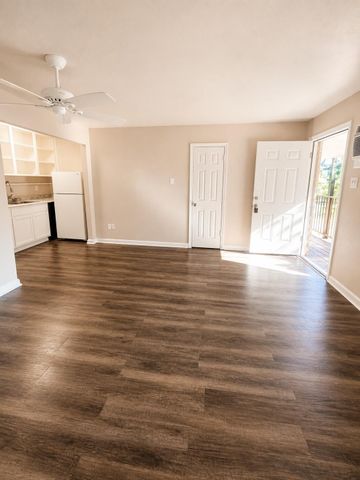 1756 W Main Street 7, Houston, TX 77098