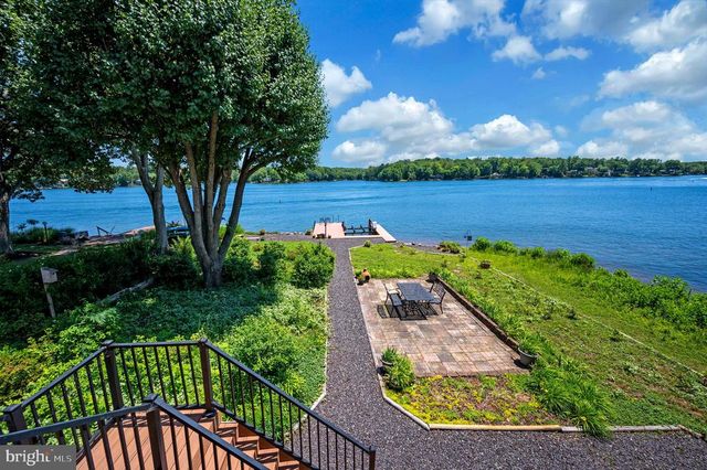 102 FLAT RUN, Locust Grove, VA 22508