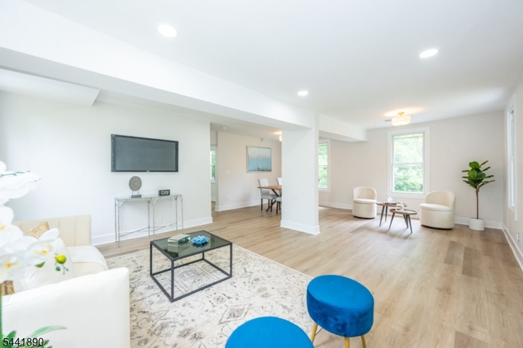 730 Plainfield Ave, Berkeley Heights Twp., NJ 07922 — photo 2