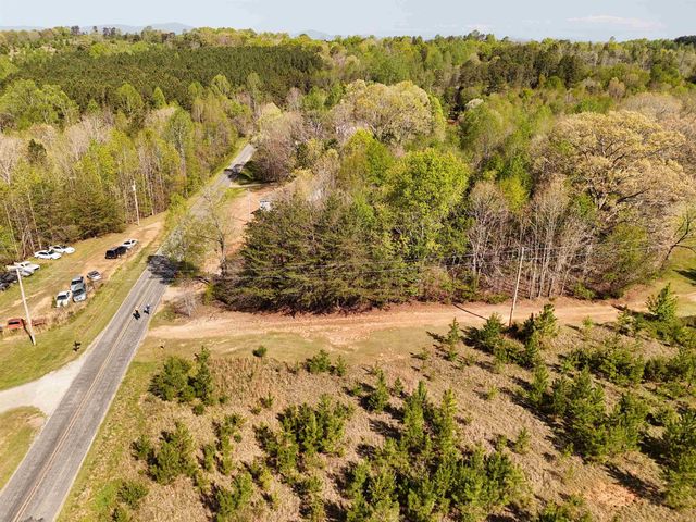523 McDade Road, Tryon, NC 28782
