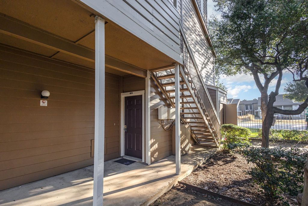 3607 W Northgate Drive 113, Irving, TX 75062