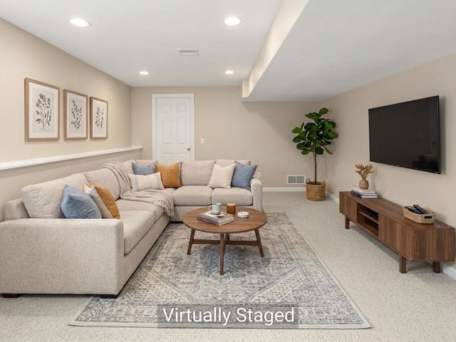 187 Four Sisters Road, South Burlington, VT 05403