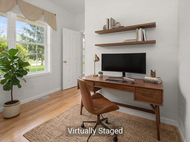 187 Four Sisters Road, South Burlington, VT 05403