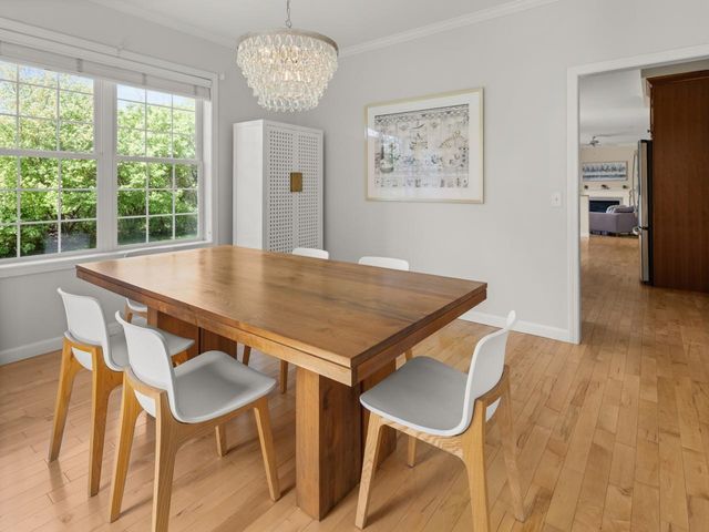 187 Four Sisters Road, South Burlington, VT 05403