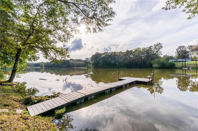 5755 Riley Road, Cumming, GA 30028