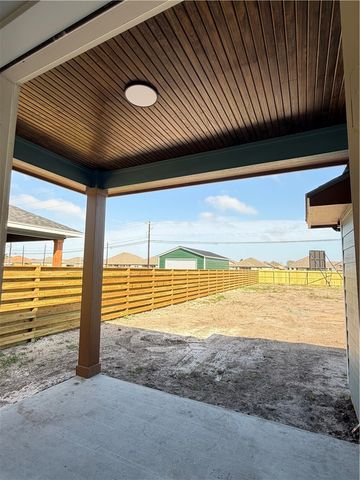 2418 Reyhans Way, Corpus Christi, TX 78418