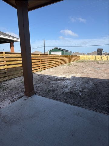 2418 Reyhans Way, Corpus Christi, TX 78418