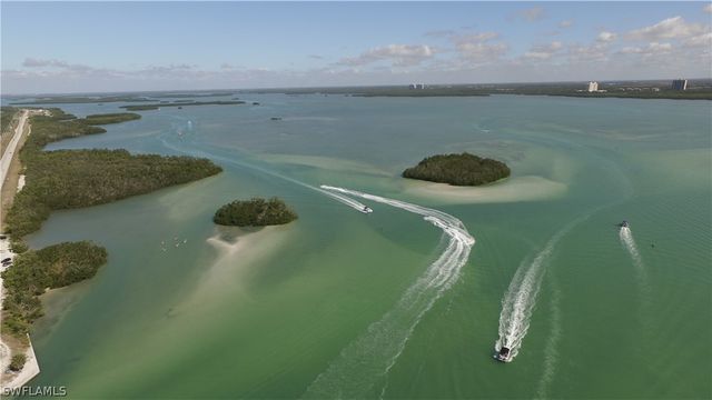 723 Glendale AVE, Naples, FL 34110