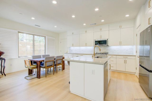 112 Excursion, Irvine, CA 92618