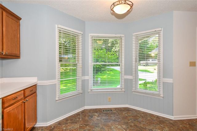 211 Robin Circle, Archdale, NC 27263