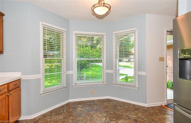 211 Robin Circle, Archdale, NC 27263