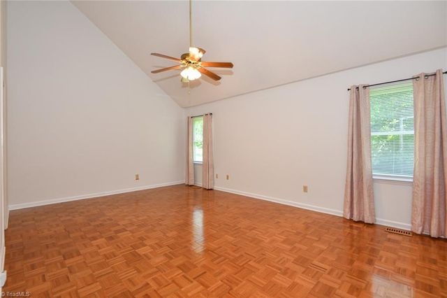 211 Robin Circle, Archdale, NC 27263