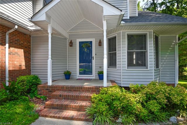 211 Robin Circle, Archdale, NC 27263