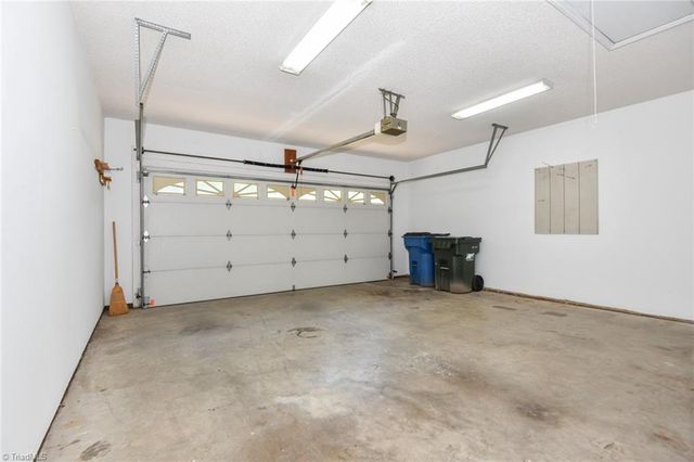 211 Robin Circle, Archdale, NC 27263