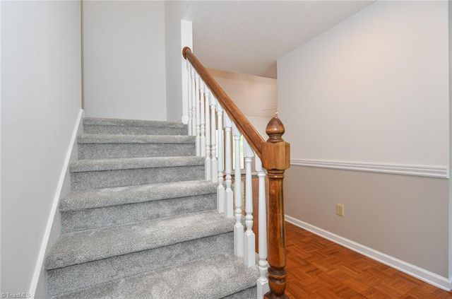 211 Robin Circle, Archdale, NC 27263