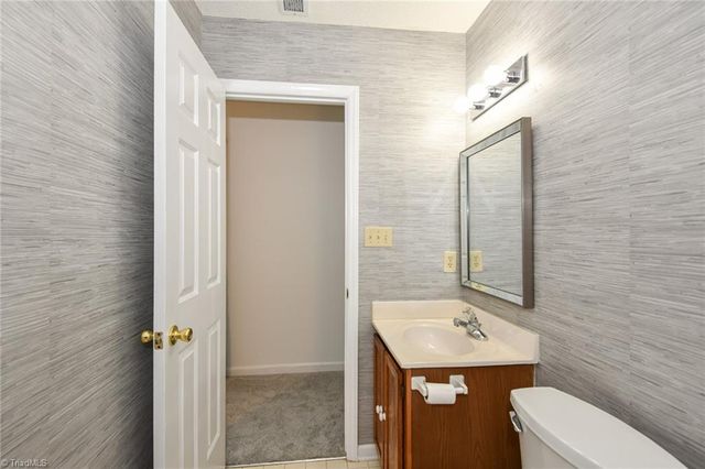 211 Robin Circle, Archdale, NC 27263