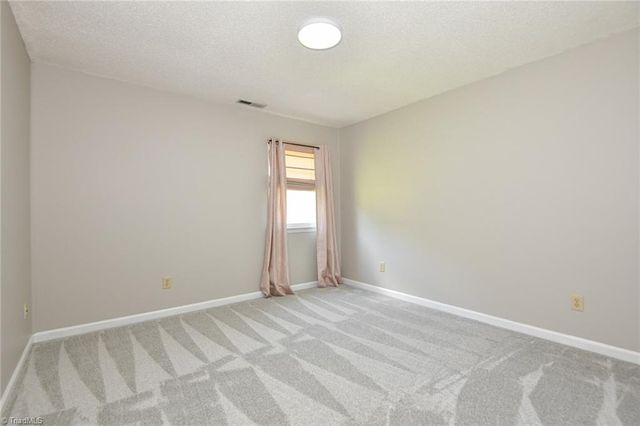 211 Robin Circle, Archdale, NC 27263