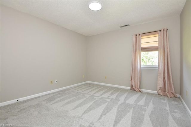 211 Robin Circle, Archdale, NC 27263