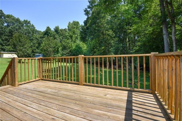 211 Robin Circle, Archdale, NC 27263