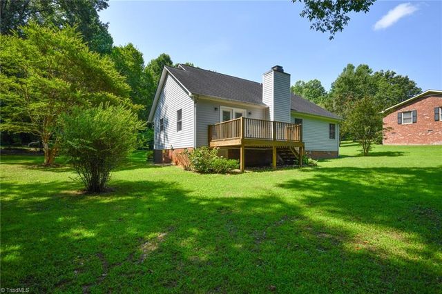 211 Robin Circle, Archdale, NC 27263