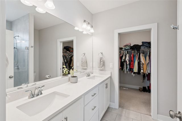 2106 Autumn Blaze Drive, Norwalk, IA 50211