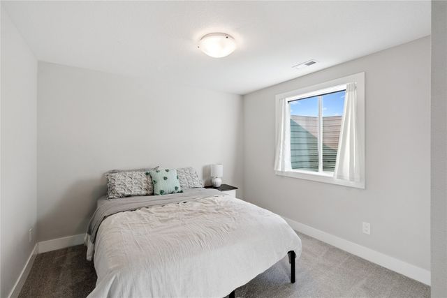 2106 Autumn Blaze Drive, Norwalk, IA 50211