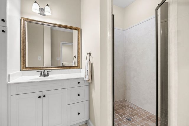 2275 McVay Rd, Germantown, TN 38138