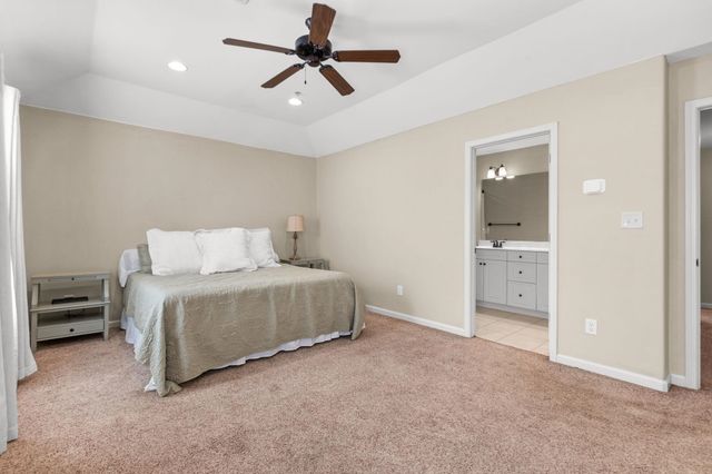 2275 McVay Rd, Germantown, TN 38138