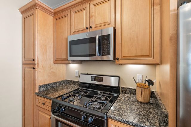 2275 McVay Rd, Germantown, TN 38138
