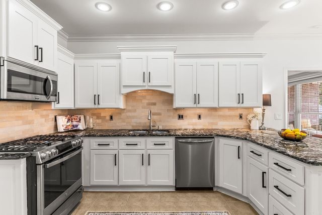 131 Hidden Valley Loop, Maumelle, AR 72113