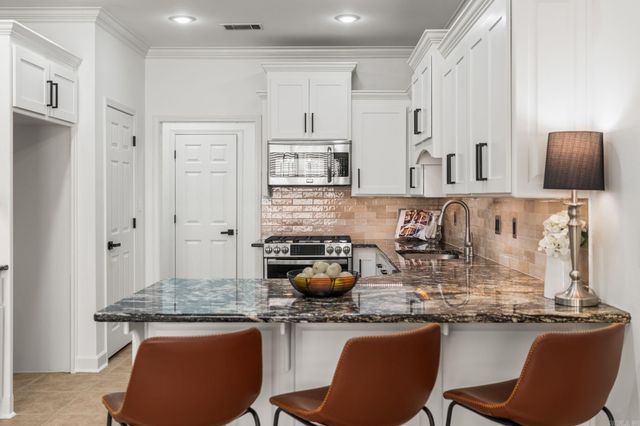 131 Hidden Valley Loop, Maumelle, AR 72113