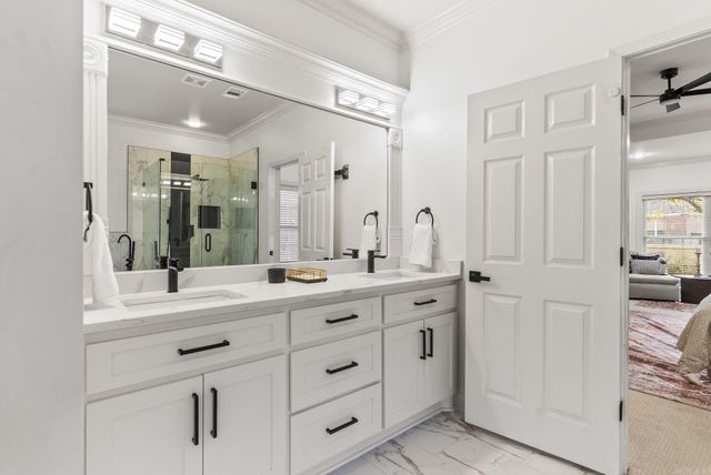 131 Hidden Valley Loop, Maumelle, AR 72113