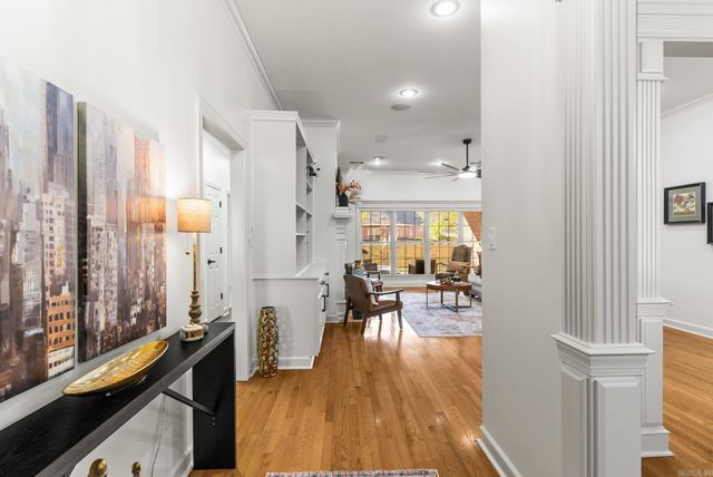 131 Hidden Valley Loop, Maumelle, AR 72113