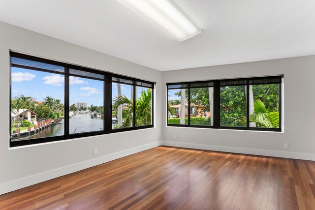 1121 Bel Air Drive 4, Highland Beach, FL 33487