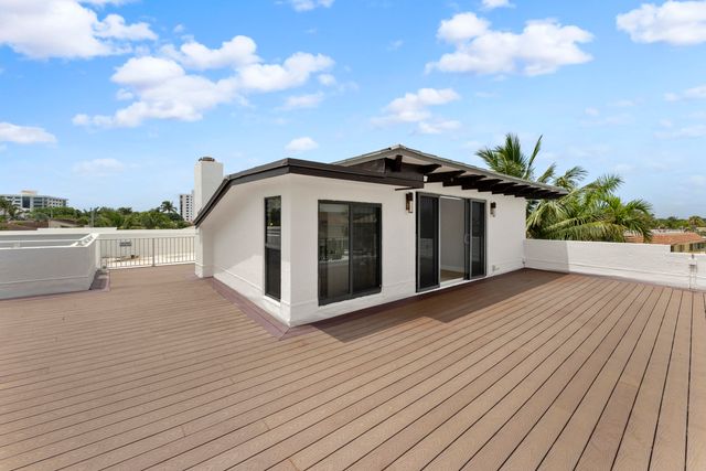 1121 Bel Air Drive 4, Highland Beach, FL 33487